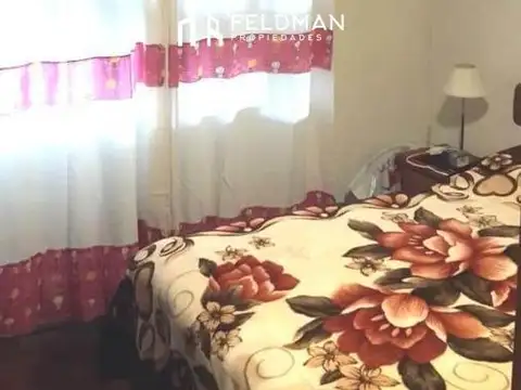 Casa 5 ambientes con 2 baños