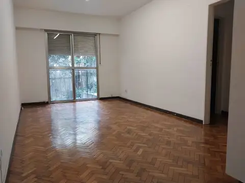 Adolfo Alsina 2000, Piso 1