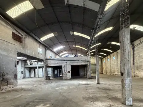 GRAN GALPON EN ALQUILER - AZCUENGA
