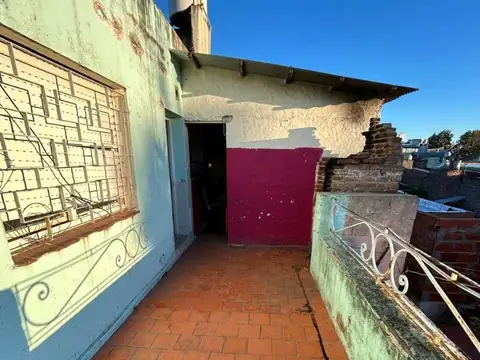 Depto Tipo Casa en Venta 40 años