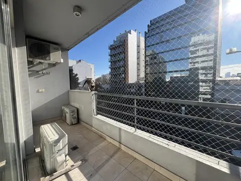 Oficina en Alquiler al Este