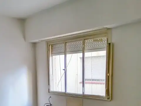 DEPARTAMENTO 2 AMB. - LUMINOSO - LAVADERO INDEPENDIENTE