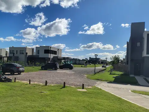 HERMOSO LOTE "ESCRITURADO"