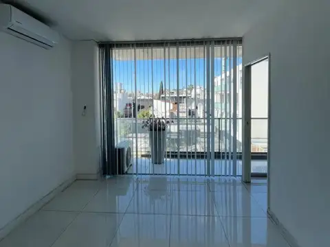 Oficina en Alquiler en Barrio San Pedro, USD 800