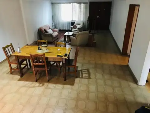 Casa en Venta en Ezpeleta Este, USD 120.000