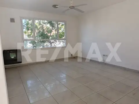 Depto Tipo Casa en Alquiler de 2 dormitorios