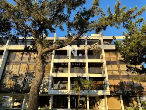 Hermoso Departamento en venta a pasos del mar.