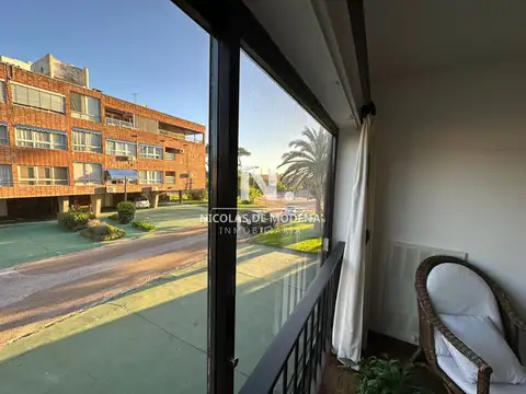 Departamento en Venta en Playa Mansa, USD 240.000