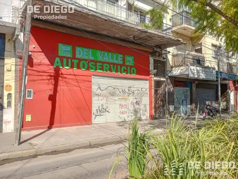 VENTA CON RENTA Local 282 m2 Puente Saavedra, apto gastronomía, oficina consultorio. Buen tránsito p