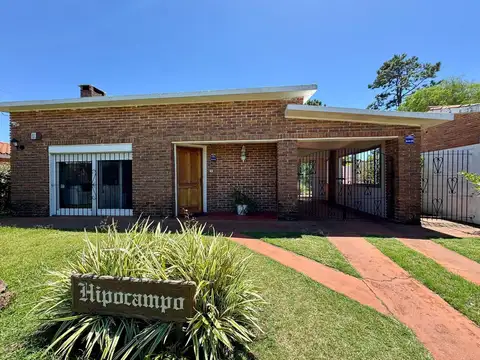 CASA HIPOCAMPO, calle Belice, Cantegril, Punta del Este al 0