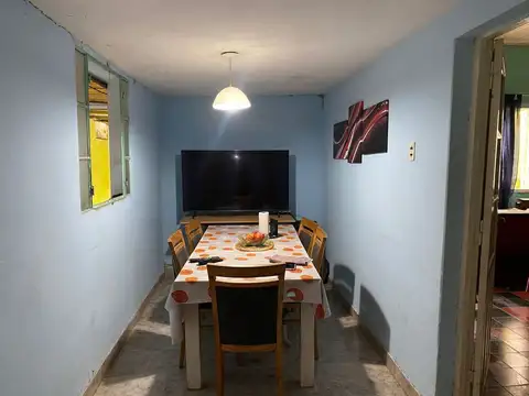 Casa 3 ambientes con 1 baño