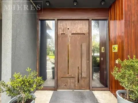 Casa en Alquiler al Oeste