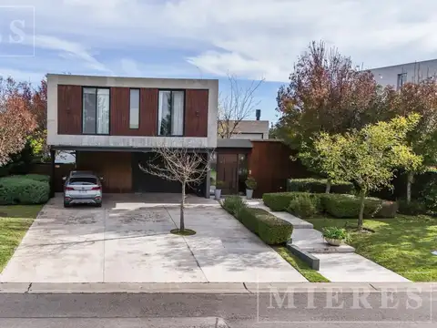 Casa en Alquiler de 3 dormitorios