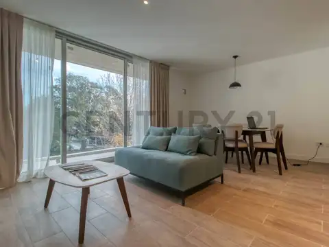 15 e/ 38 y 39 , Piso 0