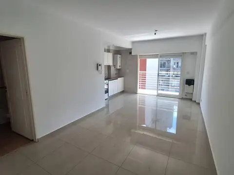 Paysandu 1600, Piso 6