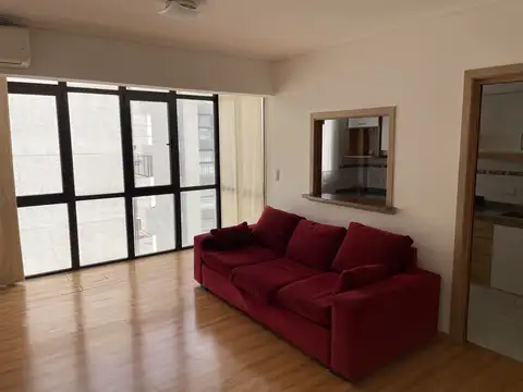 Amplio y luminoso 2 ambientes al contrafrente