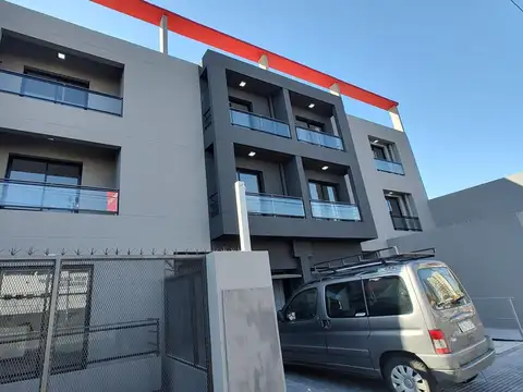 DEPTO 2 AMB T/DUPLEX C/ PATIO