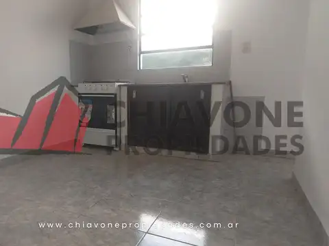 Depto Tipo Casa en Alquiler de 4 ambientes