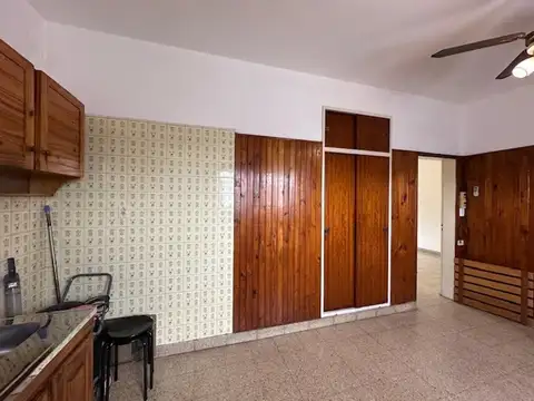 Av. Del Trabajo 1800 , Piso 1