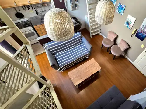 Depto Tipo Casa en Venta 42 años