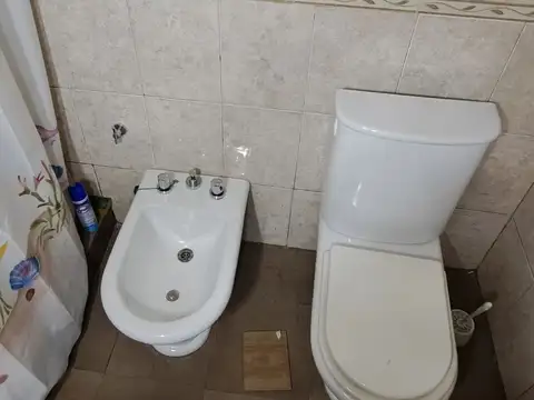 Dos propiedades con acceso independiente