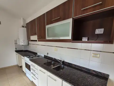 Departamento en Alquiler en Villa Pueyrredon, $ 850.000