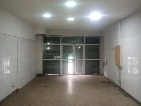 Av Brasil 1200