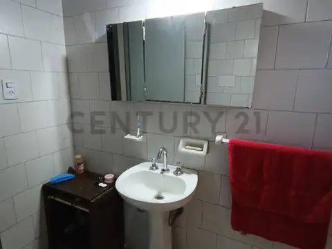 En venta ph planta baja a la calle. Cuarta este.