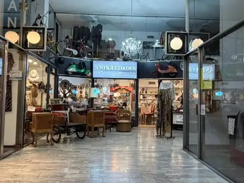Local en Venta 30 años