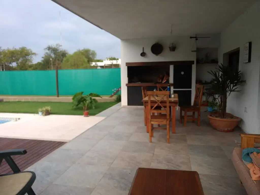 Casa en Venta - 4 dormitorios -