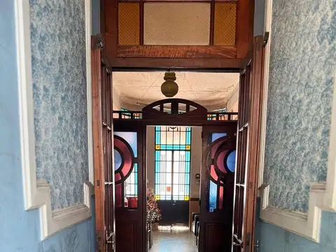 CASA EN LANUS CENTRO