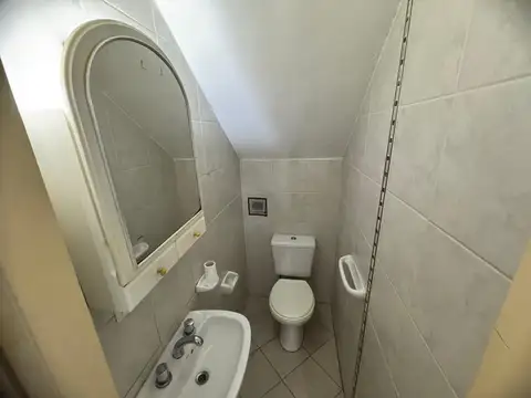 Casa en Alquiler con 1 cochera