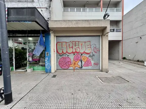 Local - Alquiler - Argentina, Tres de Febrero - Av La Plata 3445