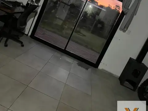 Casa 2 ambientes con 1 baño