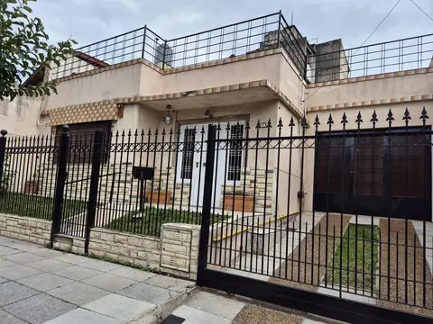 Casa en Venta en Villa Ballester, USD 110.000
