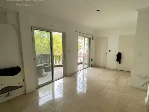 Departamento 3 Ambientes con Balcón al frente en Venta/Alquiler - San Fernando