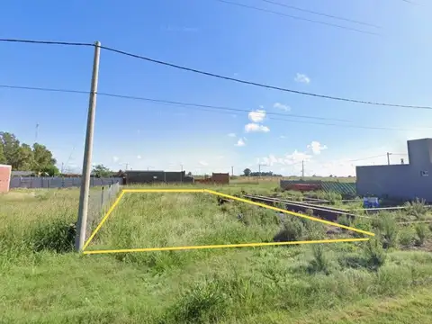 Terreno en venta en Coronel bogado escritura agua luz