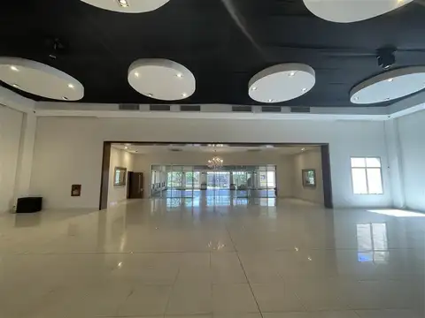 Local en Venta en Villa Elisa, USD 1.300.000