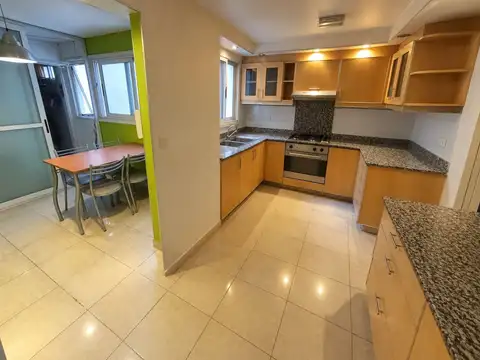 Departamento 4 ambientes con 3 baños