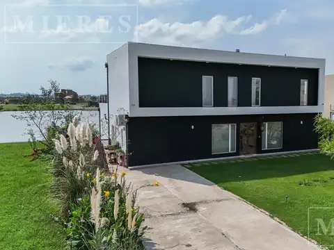 Casa en venta sobre lote a la laguna de  area 7 San Sebastian