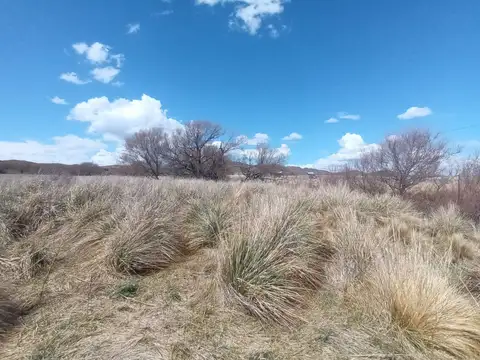 VENTA - TERRENO CON ARROYO Y VISTAS A LAS SIERRAS