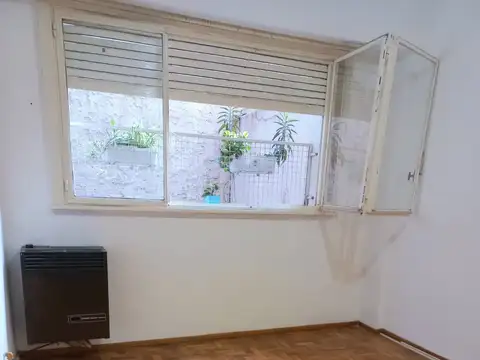 Guardia Vieja 3800, Piso 1