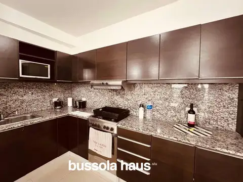 Departamento en Alquiler con 1 cocheras