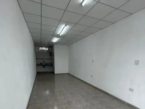 Local en Alquiler en Resistencia, $ 400.000