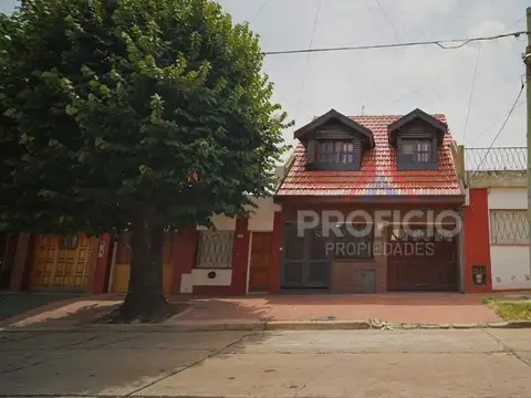 Casa en Bernal Oeste