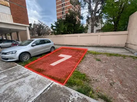 VENTA DE COCHERA .12 DE OCTUBRE 1135