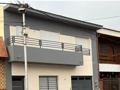 ALQUILER DEPTO. TIPO CASA 2 AMB. CON COCHERA A ESTRENAR! EXCELENTE UBICACIÓN!