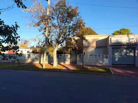 VENTA CASA 3 AMBIENTES MAGDALENA 