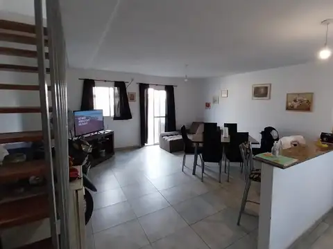 VENDO DUPLEX 2 DORMITORIOS VALLE CERCANO APTO BANCOR