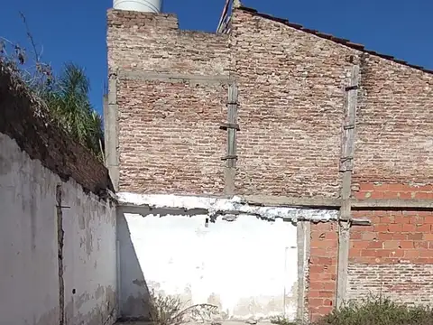 PH.   A DEMOLER (LOTE 191 M2)